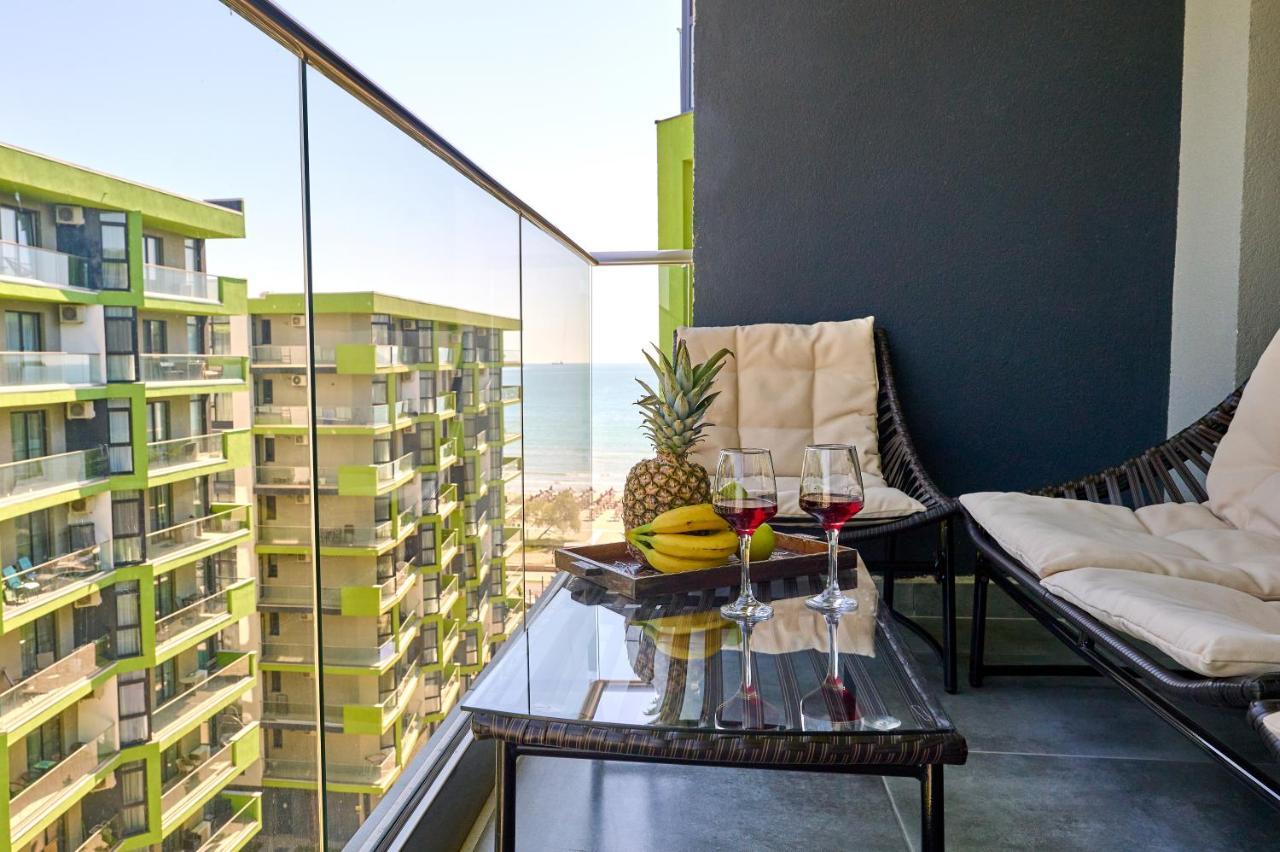 Sea Shore Apartments - Spa N Pools Beach Resort Mamaia Exterior foto